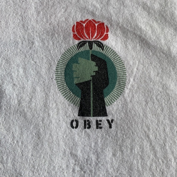 Obey Rise Above‎ Small White Tshirt - Picture 4 of 6